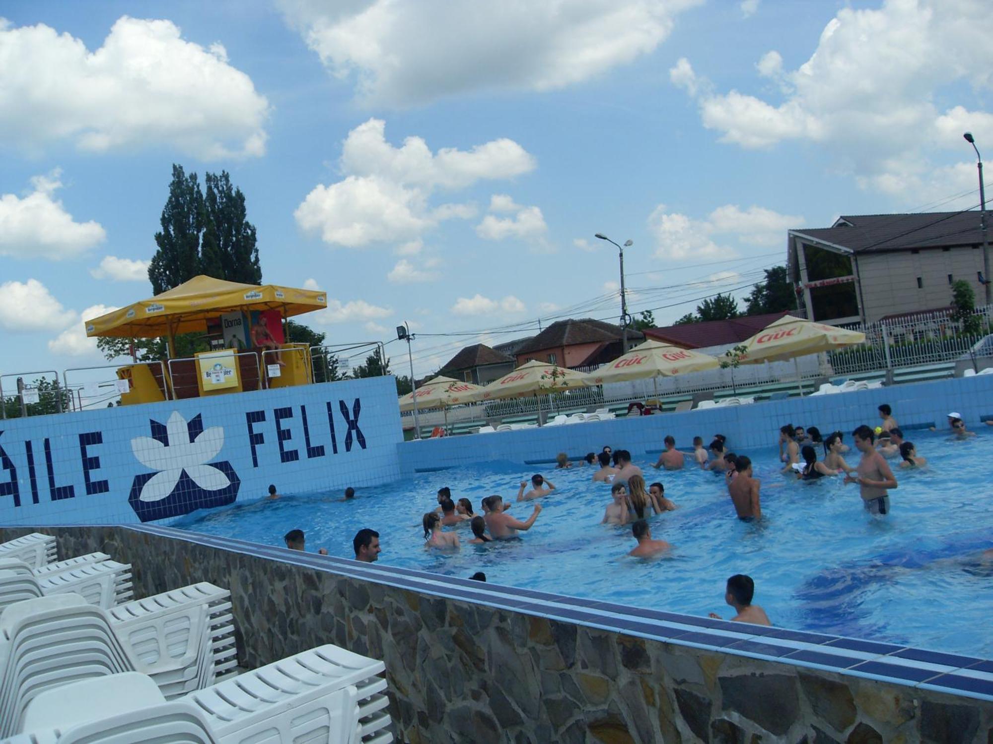 Pensiunea Beverly Hills Băile Felix Buitenkant foto