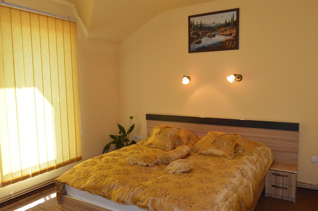 Pensiunea Beverly Hills Băile Felix Buitenkant foto